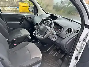 Used 2020 Renault Kangoo ML19 Business White - Interior and Exterior details 8