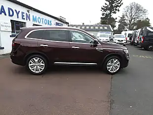 Used 2020 Renault Koleos GT Line Vintage Red - Interior and Exterior details 11