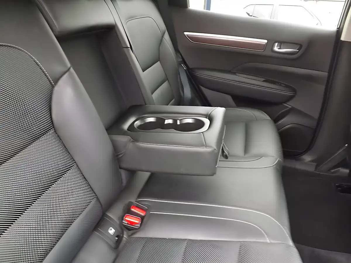 Used 2020 Renault Koleos GT Line Vintage Red - Interior and Exterior details 15