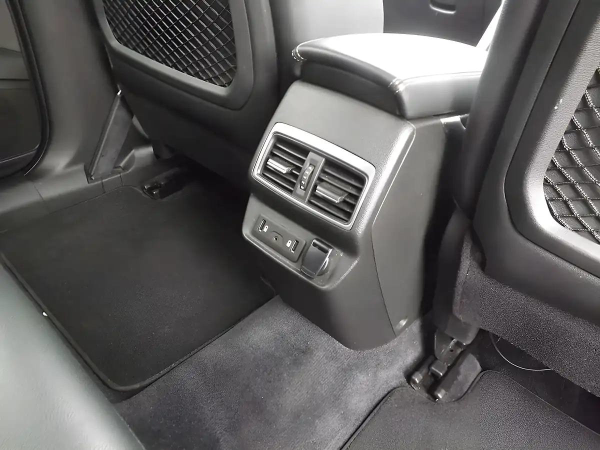 Used 2020 Renault Koleos GT Line Vintage Red - Interior and Exterior details 16