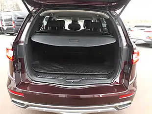 Used 2020 Renault Koleos GT Line Vintage Red - Interior and Exterior details 9