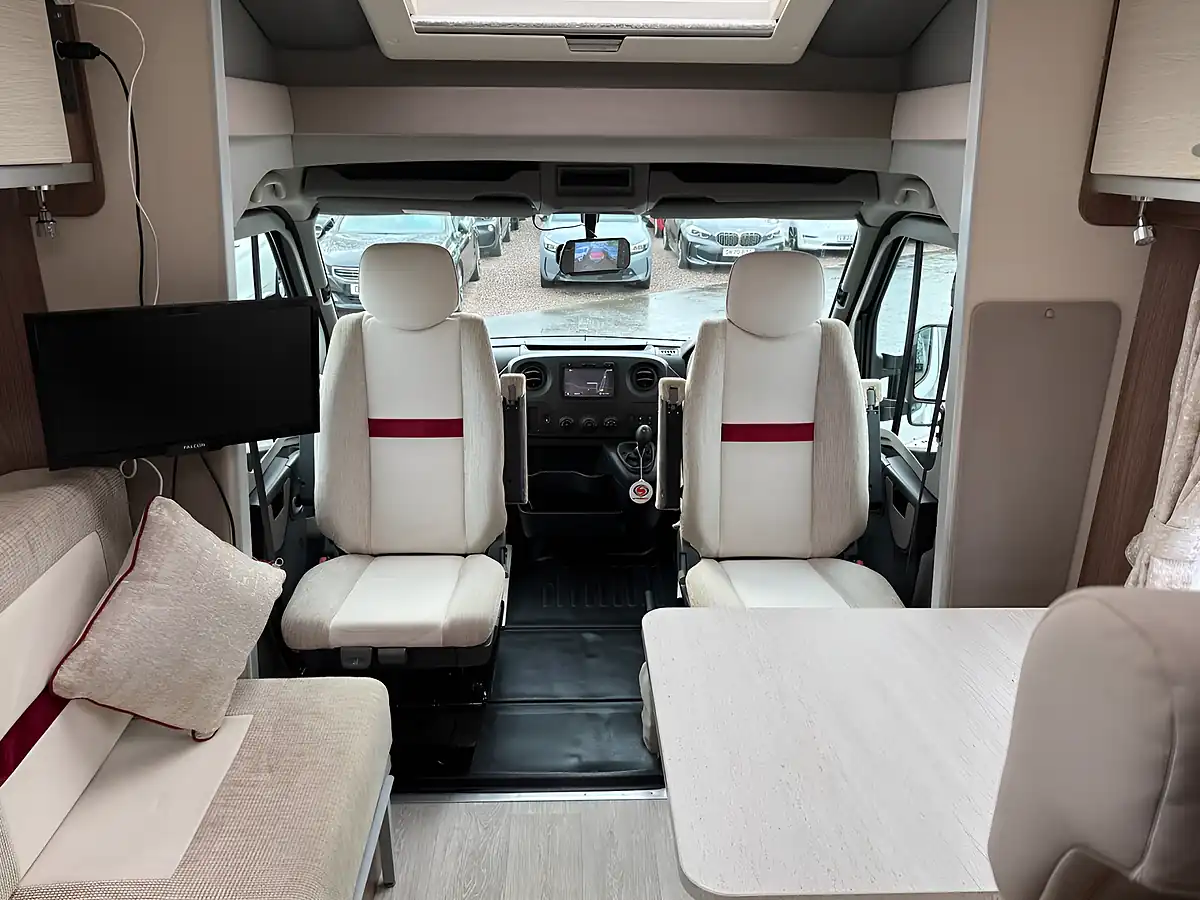 Used 2020 Renault Lunar Cassini Ti Max Edition Silver - Interior and Exterior details 11