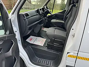 Used 2020 Renault Master Access Platform Cherry Picker White - Interior and Exterior details 8