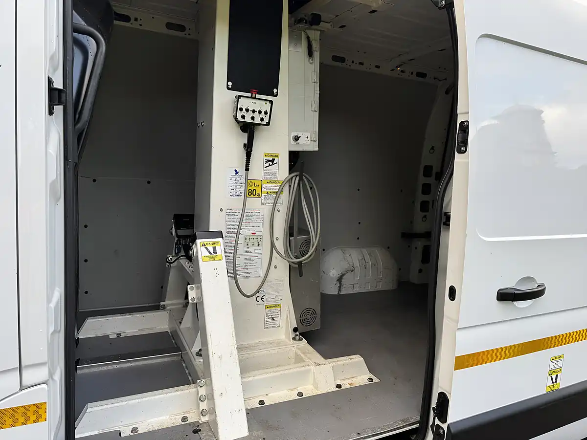 Used 2020 Renault Master Access Platform Cherry Picker White - Interior and Exterior details 9