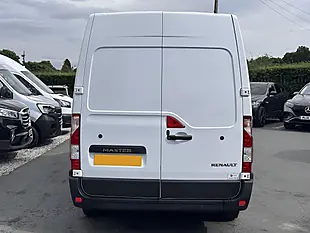 Used 2020 Renault Master Business+ Mineral White - Interior and Exterior details 12