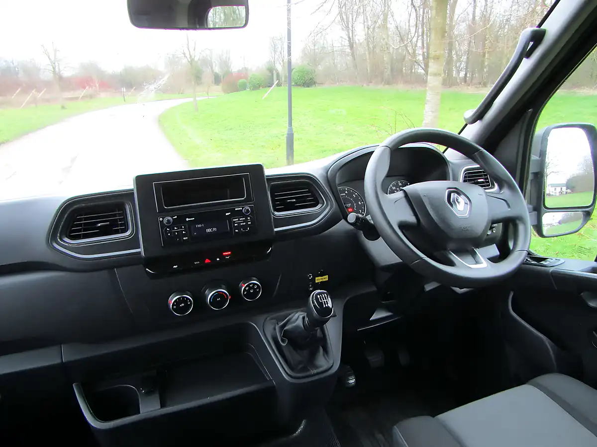 Used 2020 Renault Master Business Plus SL28 Pearlescent Black - Interior and Exterior details 10
