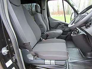 Used 2020 Renault Master Business Plus SL28 Pearlescent Black - Interior and Exterior details 9