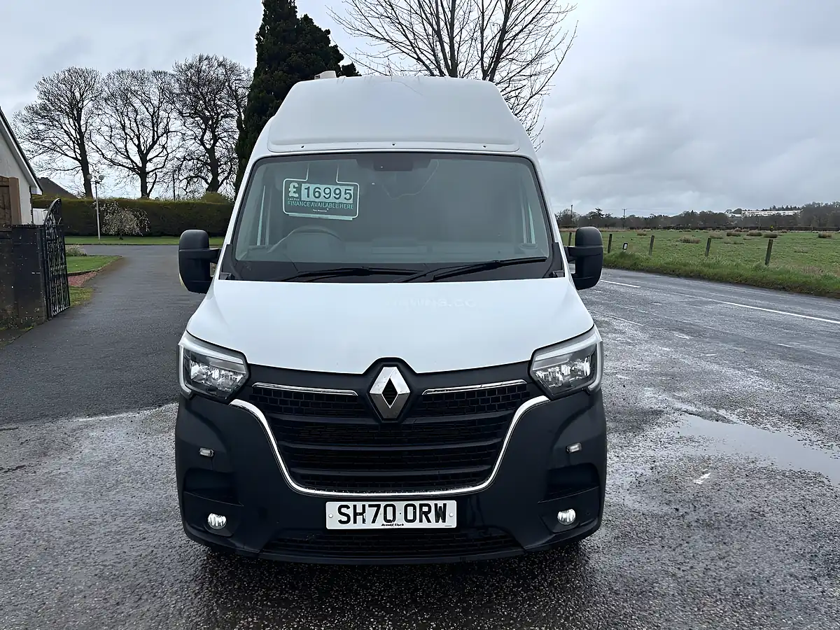 Used 2020 Renault Master Business White - Interior and Exterior details 10