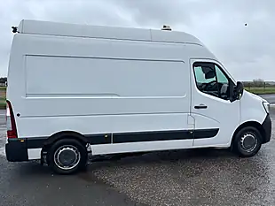 Used 2020 Renault Master Business White - Interior and Exterior details 3
