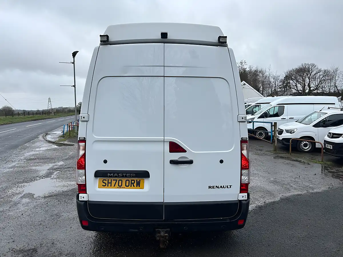 Used 2020 Renault Master Business White - Interior and Exterior details 5