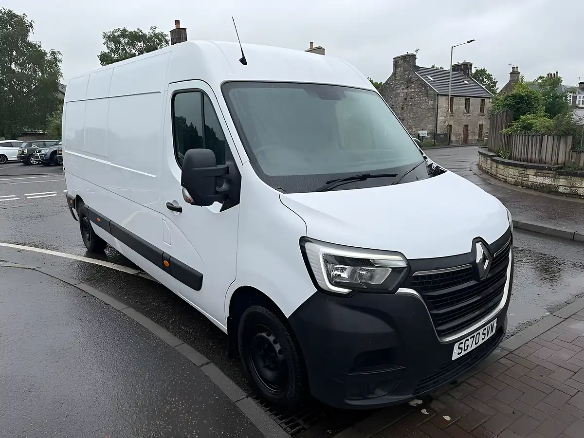 Used 2020 Renault Master Business White - Interior and Exterior details 4