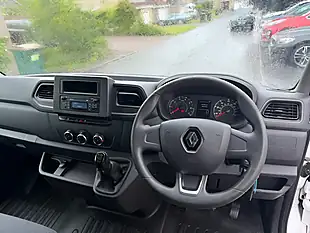 Used 2020 Renault Master Business White - Interior and Exterior details 9