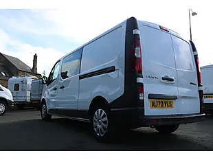 Used 2020 Renault Trafic Business Energy White - Interior and Exterior details 6