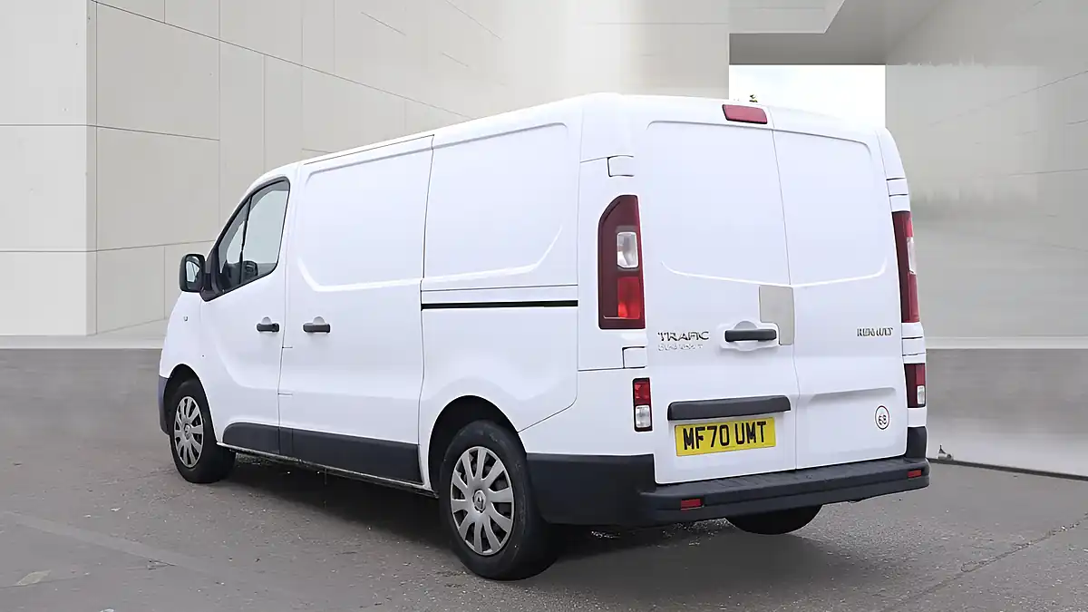 Used 2020 Renault Trafic Business+ Nav White - Interior and Exterior details 3