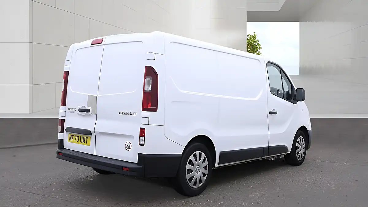 Used 2020 Renault Trafic Business+ Nav White - Interior and Exterior details 5
