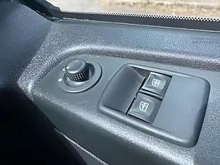 Used 2020 Renault Trafic Energy 28 Sport Nav Black - Interior and Exterior details 13