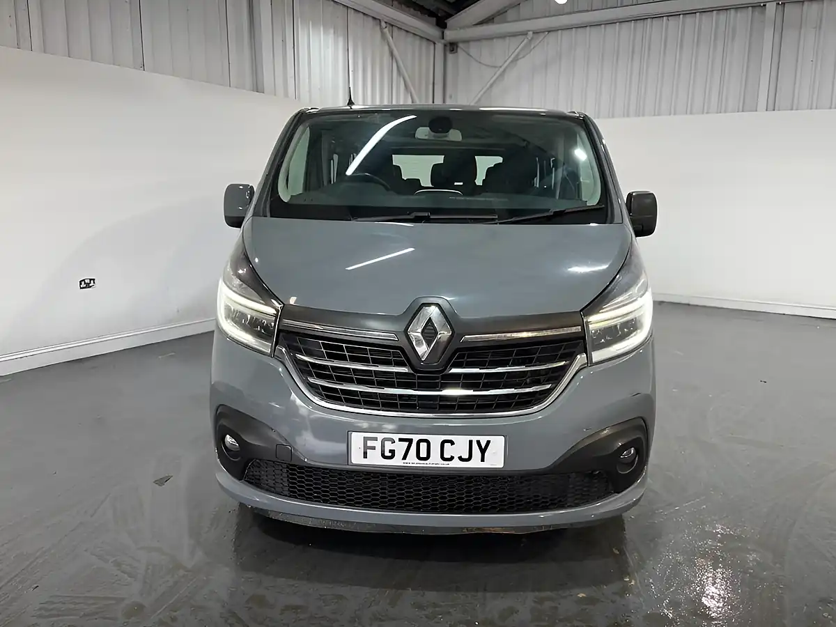 Used 2020 Renault Trafic Energy 28 Sport Nav Minibus Double Cab Grey - Interior and Exterior details 2