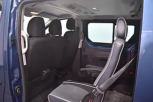 Used 2020 Renault Trafic Lh30 Business Energy Blue - Interior and Exterior details 18