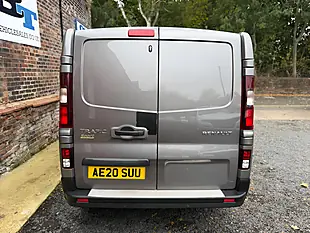 Used 2020 Renault Trafic SL28 Sport Energy Grey - Interior and Exterior details 4