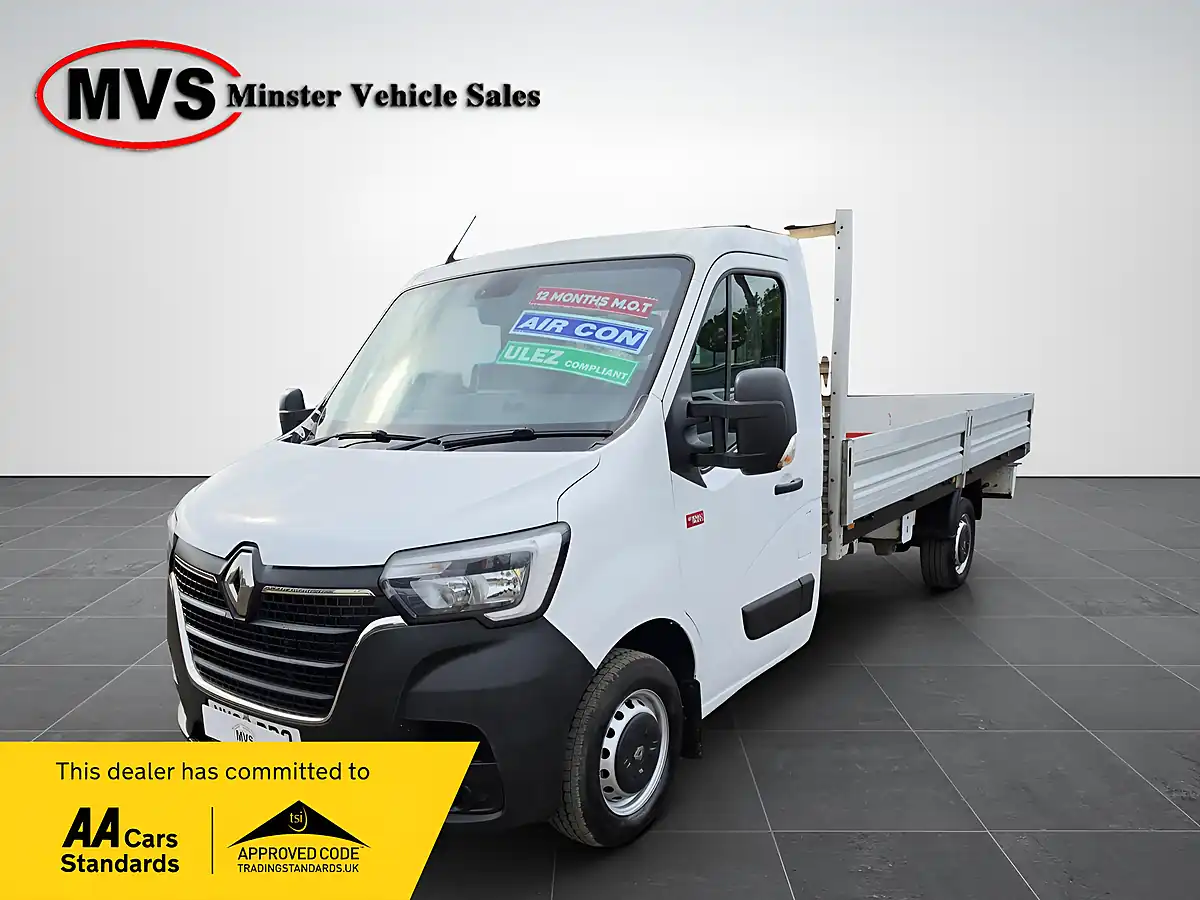 Used 2020 Renault Trucks Master 4mtr Dropside White - Front View