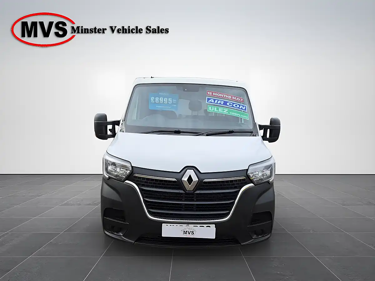 Used 2020 Renault Trucks Master 4mtr Dropside White - Interior and Exterior details 7