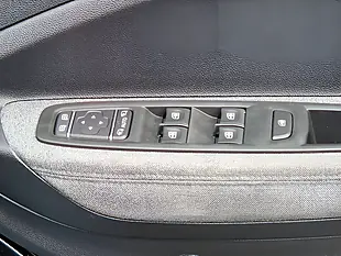 Used 2020 Renault Zoe GT Line Blue - Interior and Exterior details 15