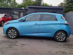 Used 2020 Renault Zoe GT Line Blue - Interior and Exterior details 6