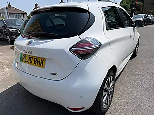 Used 2020 Renault Zoe GT Line White - Interior and Exterior details 13