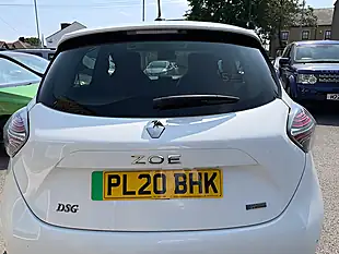 Used 2020 Renault Zoe GT Line White - Interior and Exterior details 9