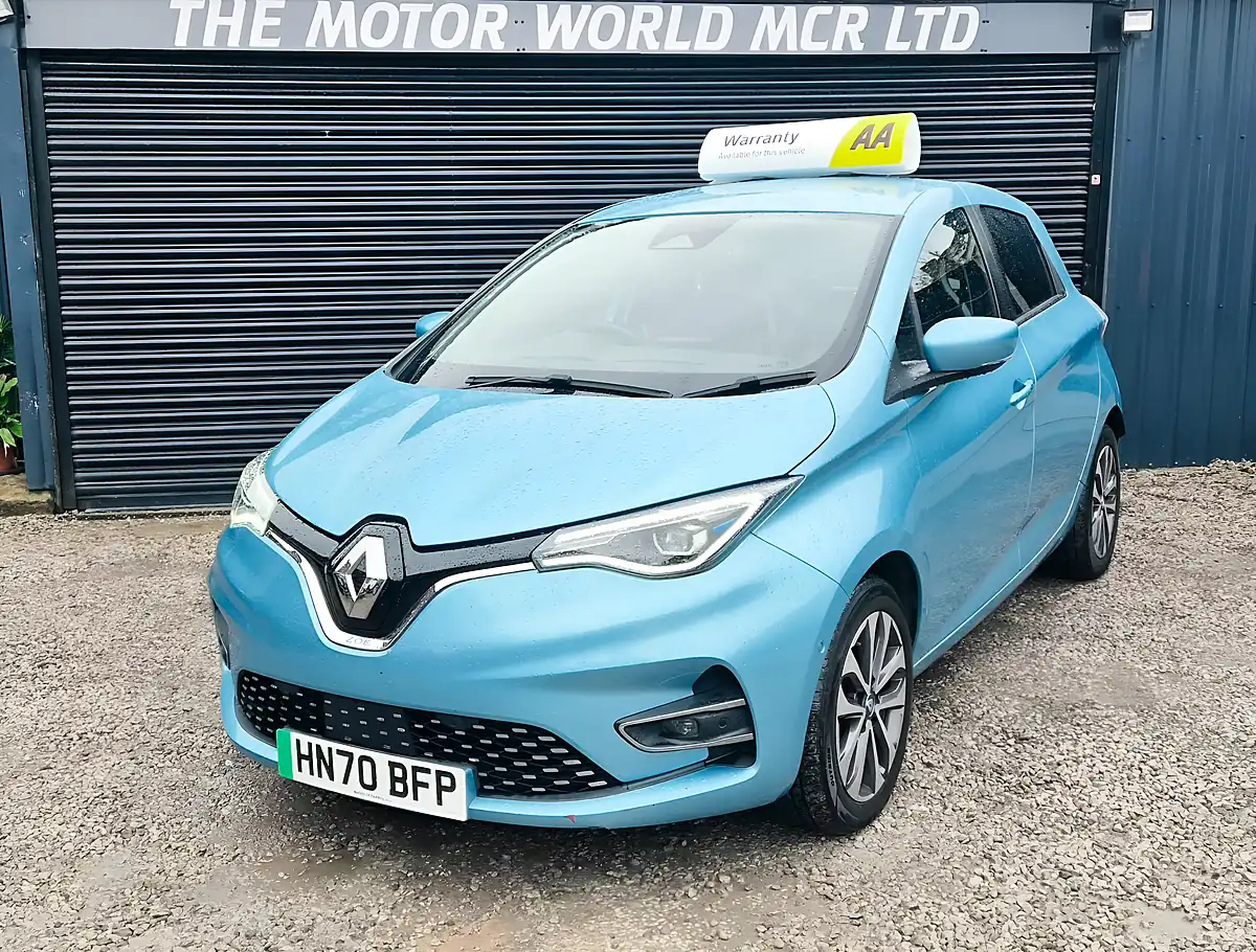 Used 2020 Renault Zoe I GT Line Blue - Interior and Exterior details 9