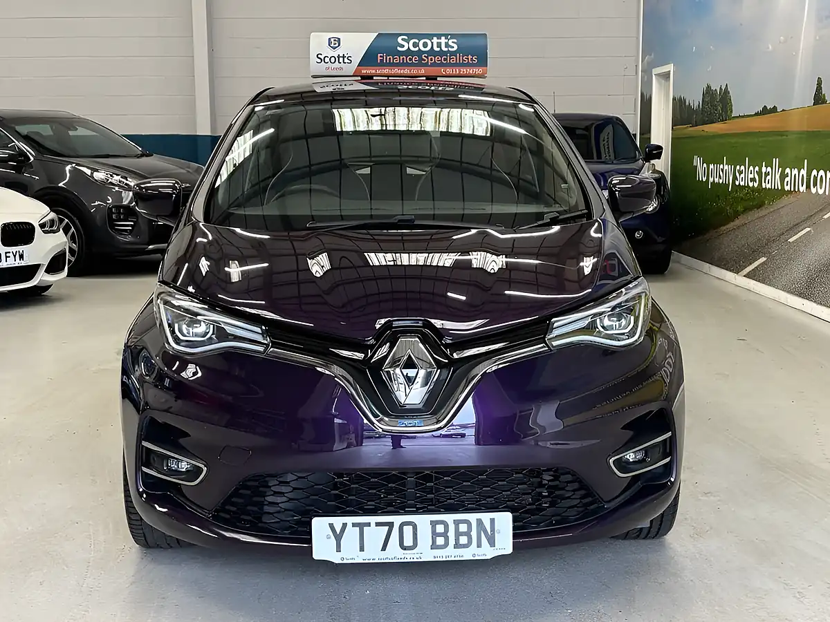 Used 2020 Renault Zoe Iconic Purple - Interior and Exterior details 2