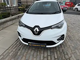 Used 2020 Renault Zoe Play Glacier White - Interior and Exterior details 17