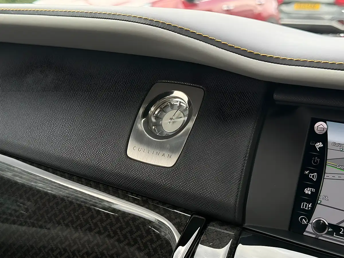 Used 2020 Rolls-Royce Cullinan Black Badge Black - Interior and Exterior details 20