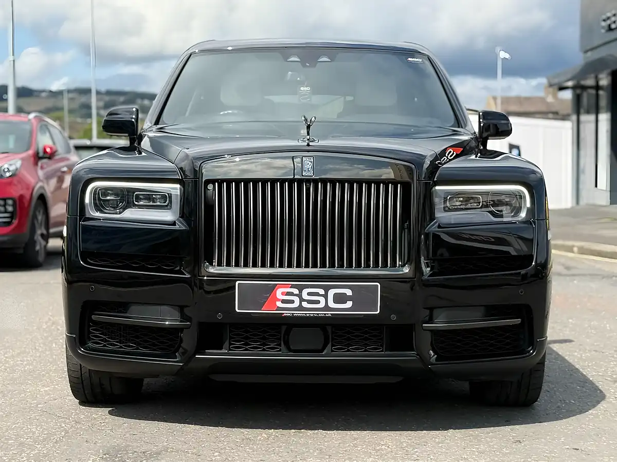 Used 2020 Rolls-Royce Cullinan Black Badge Black - Interior and Exterior details 5