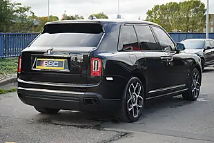 Used 2020 Rolls-Royce Cullinan Black Badge Black - Interior and Exterior details 11