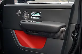 Used 2020 Rolls-Royce Cullinan Black Badge Black - Interior and Exterior details 12
