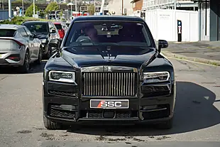Used 2020 Rolls-Royce Cullinan Black Badge Black - Interior and Exterior details 5