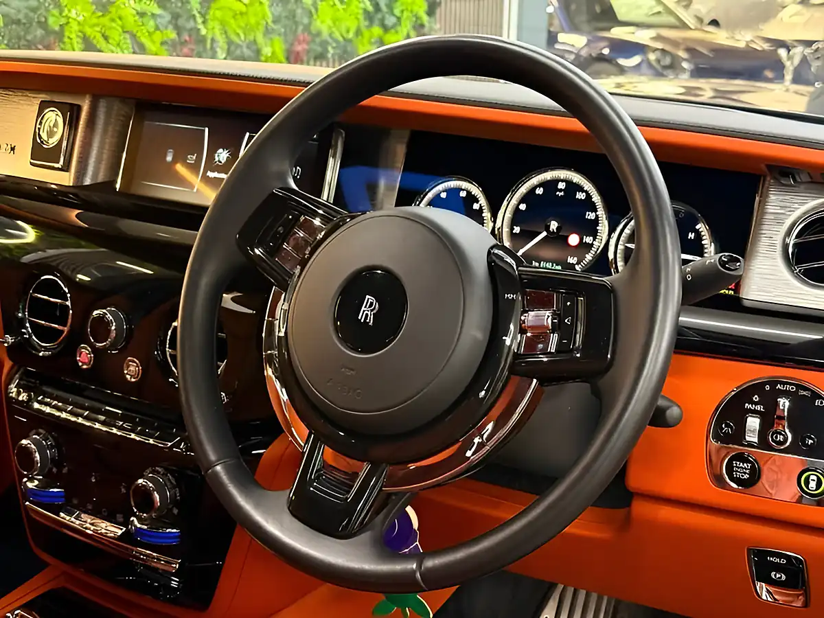 Used 2020 Rolls-Royce Phantom 4dr Auto Grey/Silver - Interior and Exterior details 14