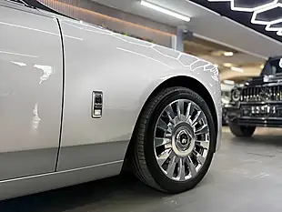 Used 2020 Rolls-Royce Phantom 4dr Auto Grey/Silver - Interior and Exterior details 4