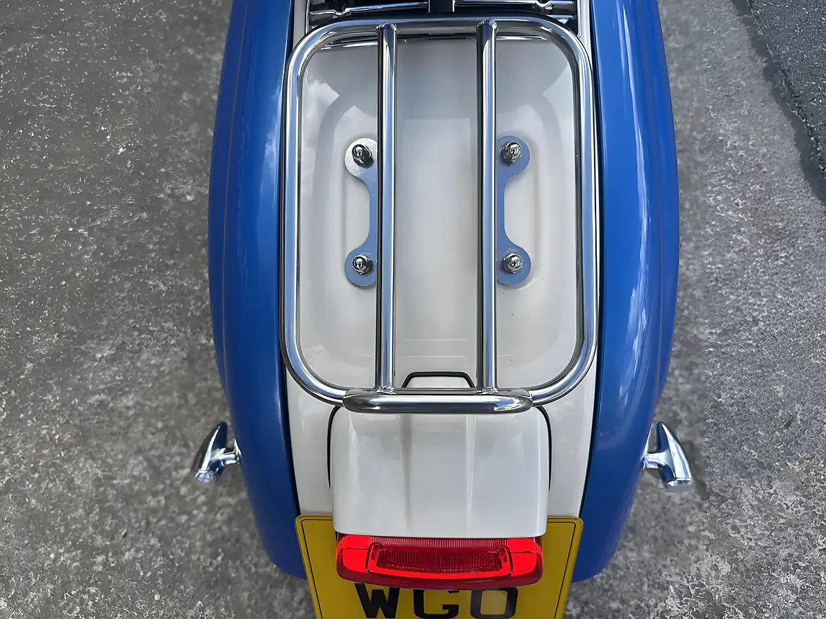Used 2020 Royal Alloy Tg 125 2-Tone Ivory/Blue - Interior and Exterior details 10