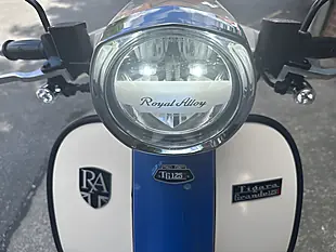 Used 2020 Royal Alloy Tg 125 2-Tone Ivory/Blue - Interior and Exterior details 12