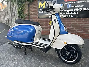Used 2020 Royal Alloy Tg 125 2-Tone Ivory/Blue - Interior and Exterior details 2