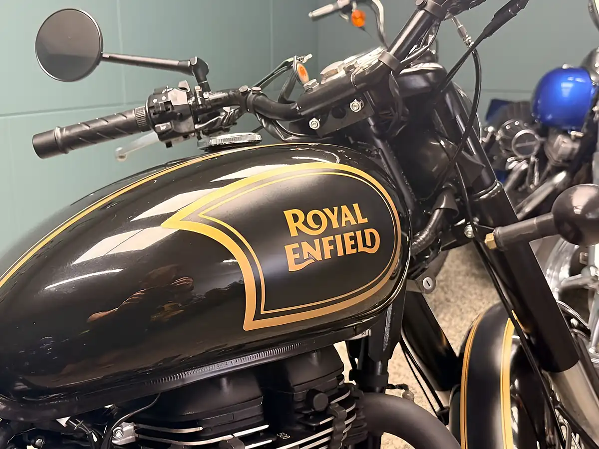 Used 2020 Royal Enfield Bullet Classic Tribute Black - Interior and Exterior details 14