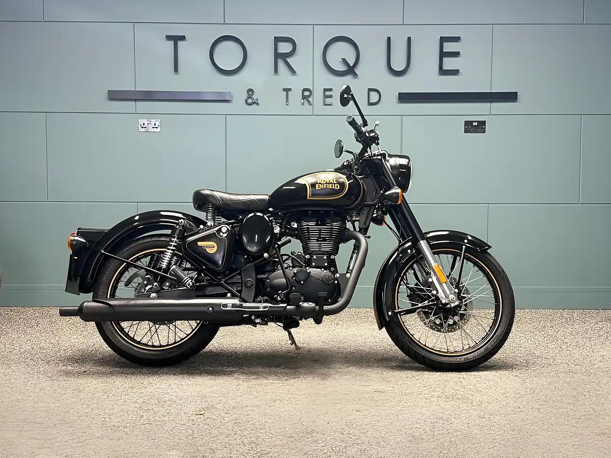 Used 2020 Royal Enfield Bullet Classic Tribute Black - Interior and Exterior details 2