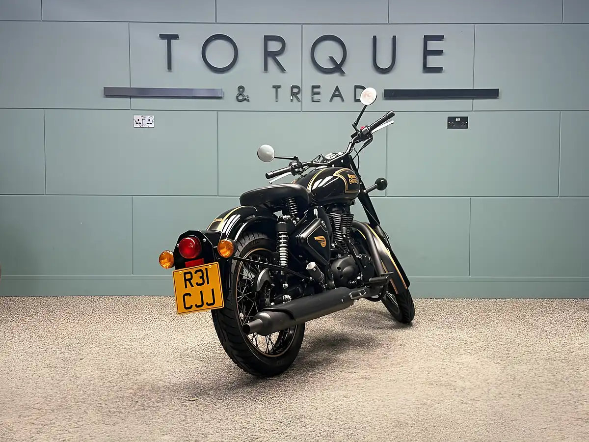 Used 2020 Royal Enfield Bullet Classic Tribute Black - Interior and Exterior details 4