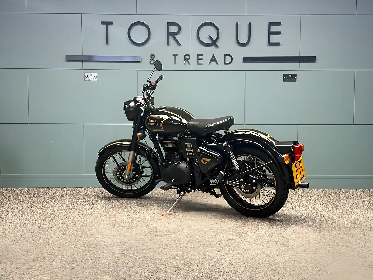 Used 2020 Royal Enfield Bullet Classic Tribute Black - Interior and Exterior details 7