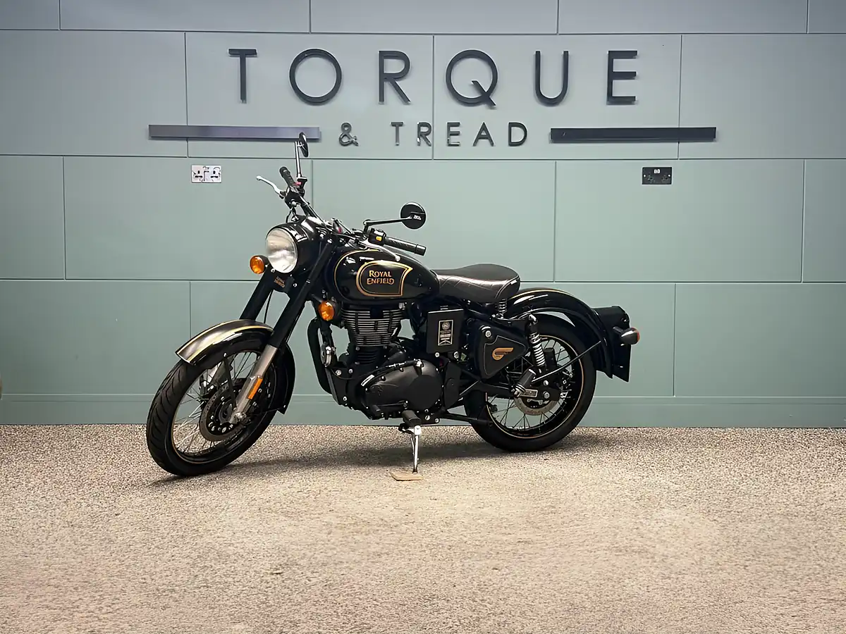 Used 2020 Royal Enfield Bullet Classic Tribute Black - Interior and Exterior details 9