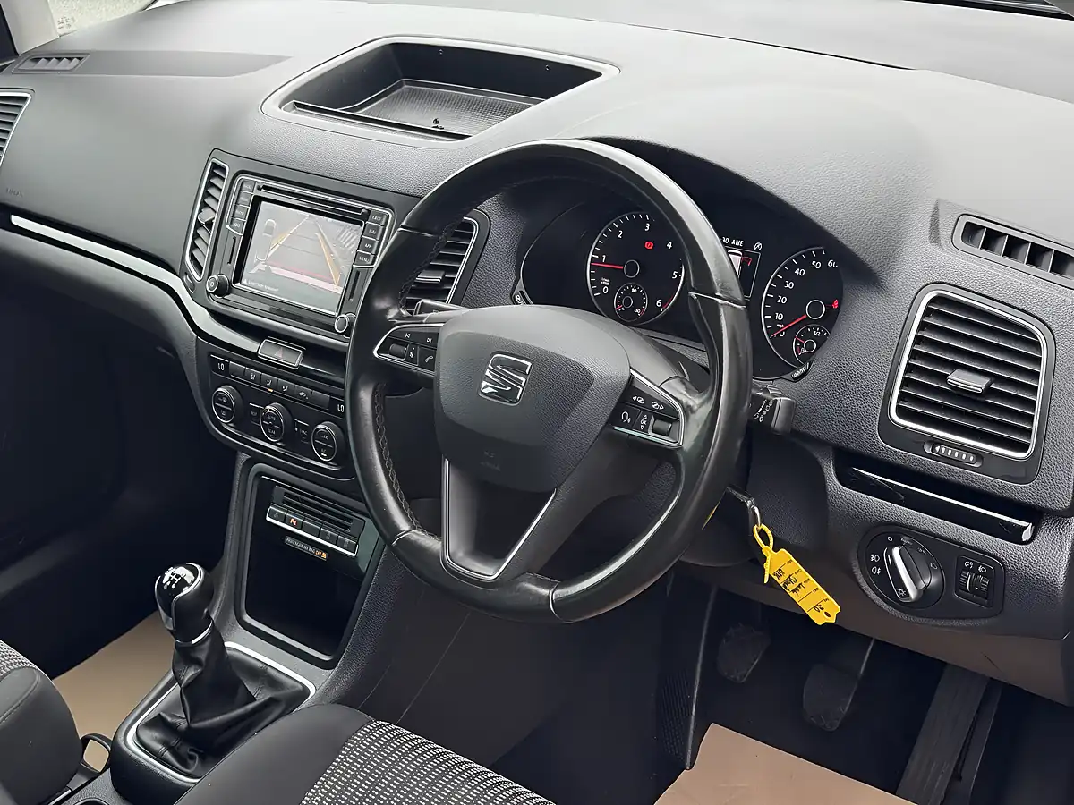 Used 2020 SEAT Alhambra Se 7 Seater Black - Interior and Exterior details 14