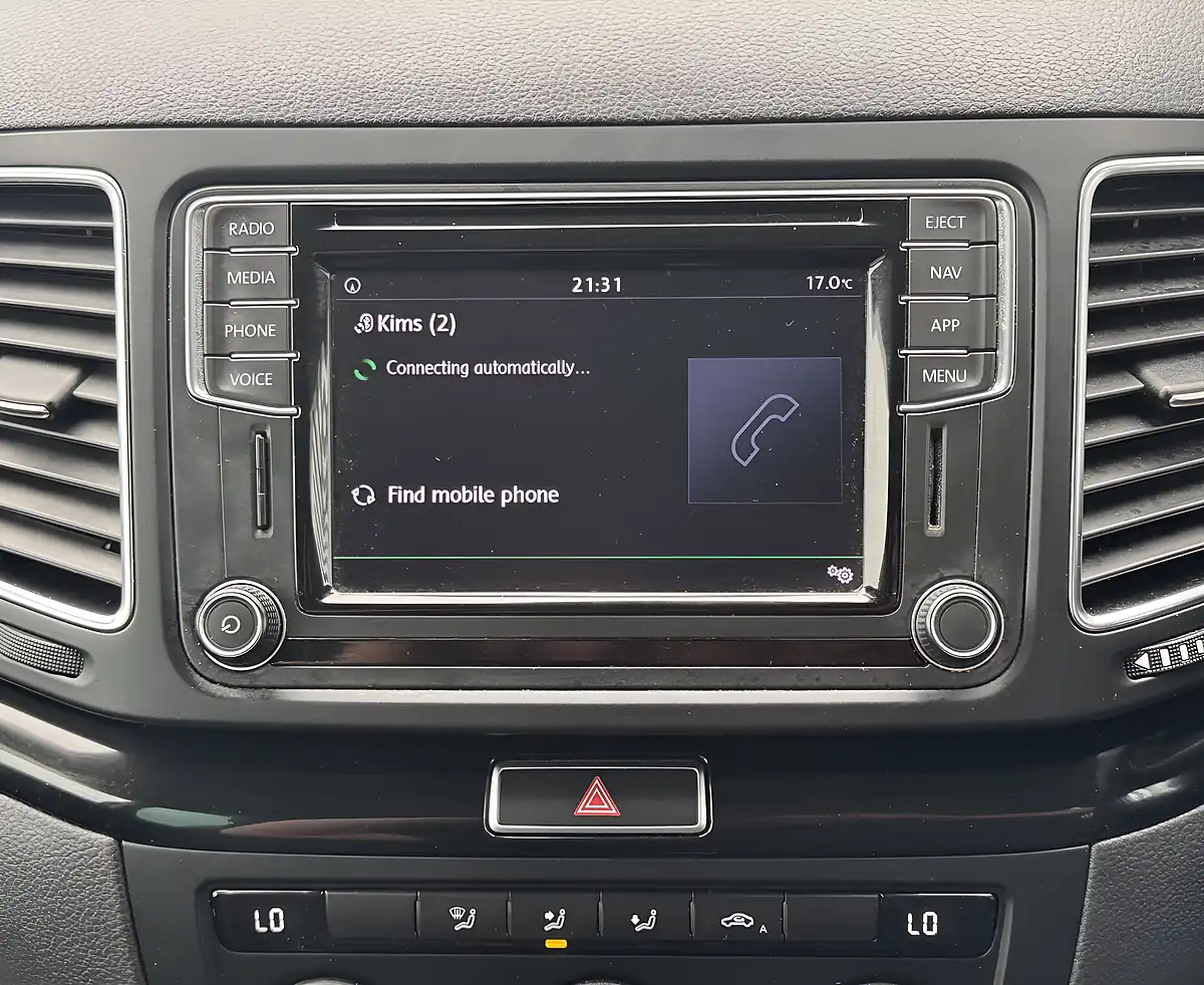 Used 2020 SEAT Alhambra Se 7 Seater Black - Interior and Exterior details 16