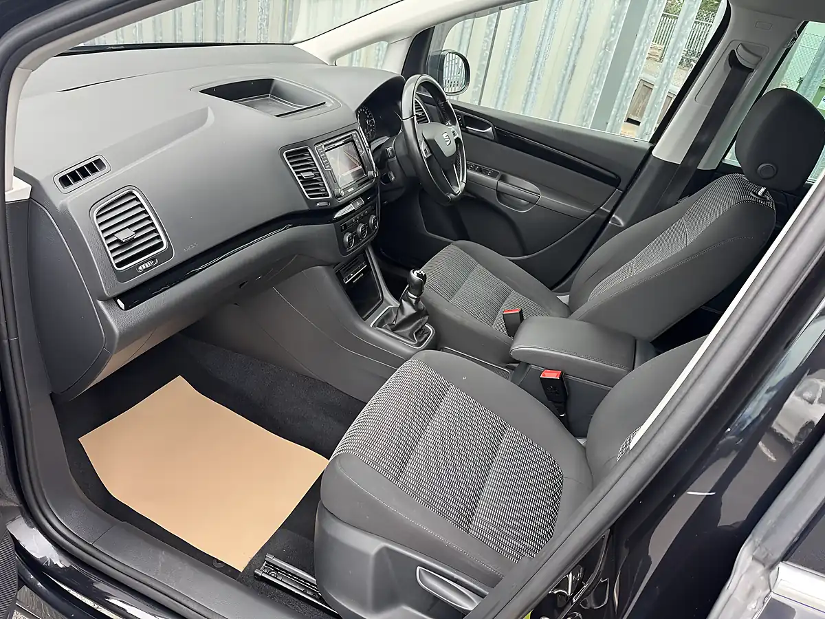 Used 2020 SEAT Alhambra Se 7 Seater Black - Interior and Exterior details 9